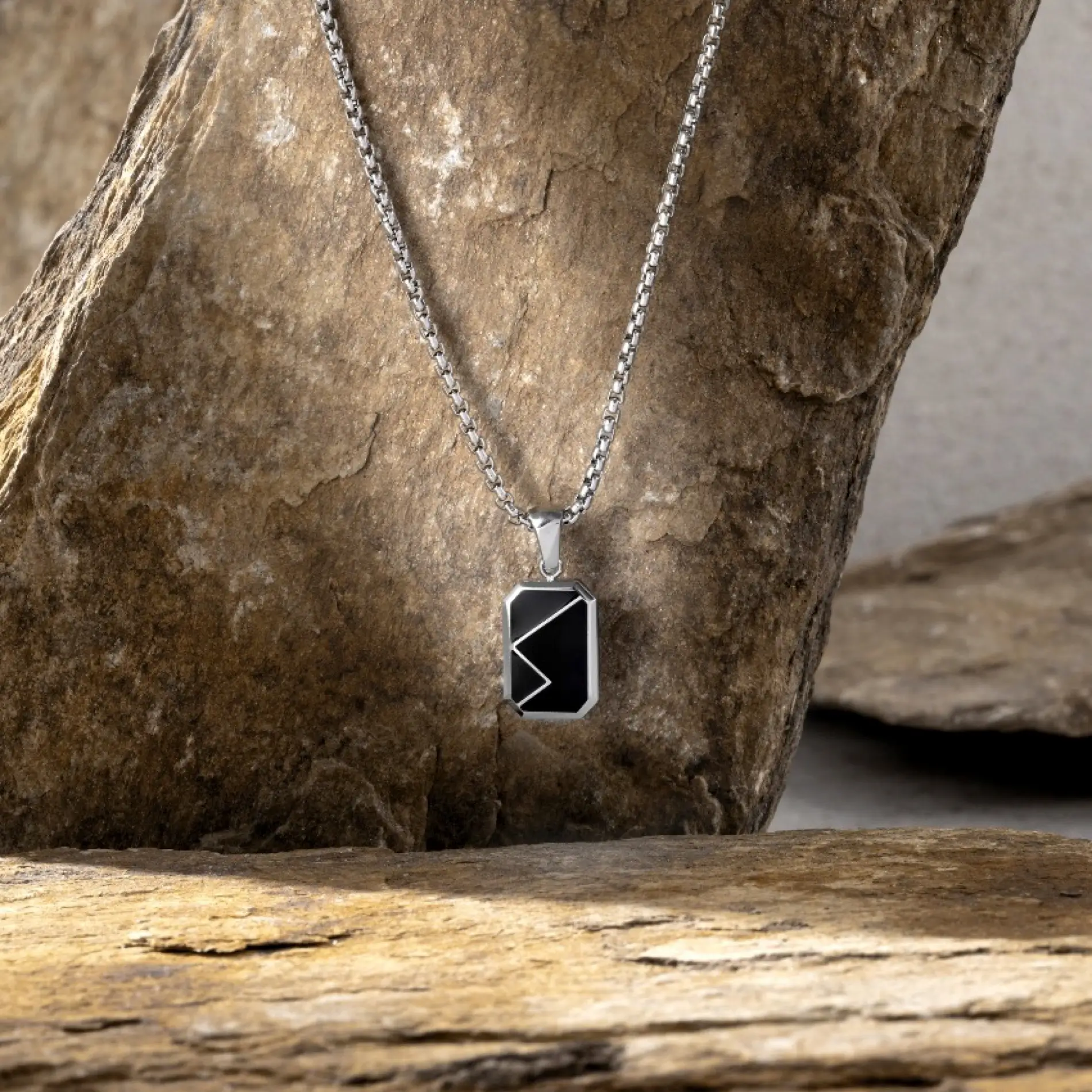 Arlo Necklace - Image 12